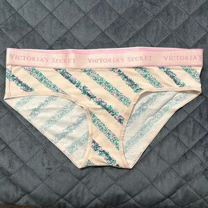 VS Hiphugger/Hipster Panty